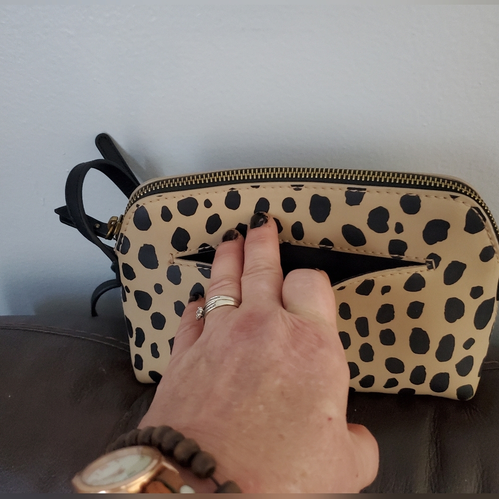 Universal Thread Leopard Print Crossbody Bag - image 3